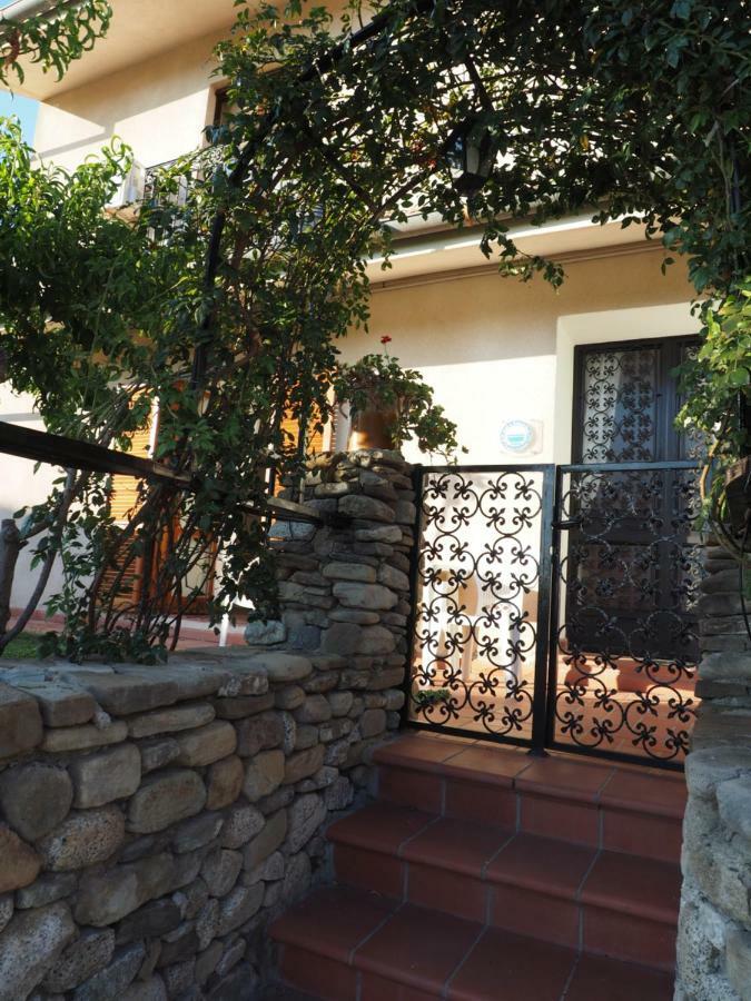 Casa Vacanze Ulisse Roccella Ionica Exteriör bild